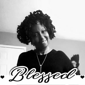 Meet your Posher, Cassandra